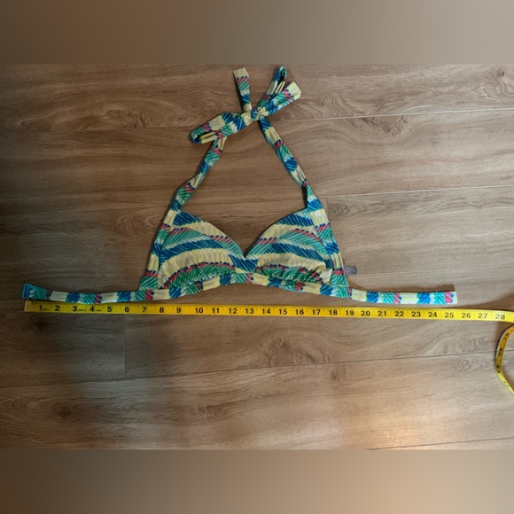 Aerie 🐠 Tropical 🦜Halter Bikini Top - Picture 9 of 10